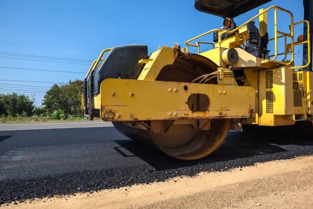Best Residential Driveway Paver Services  in Farmington, IL